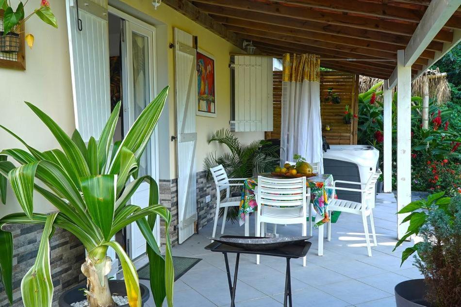 Residence Flores De Maria Le Marin Exterior foto